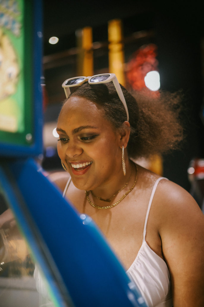 'yut rise up' spotlight on Vanuatu singer and songwriter, Shazza