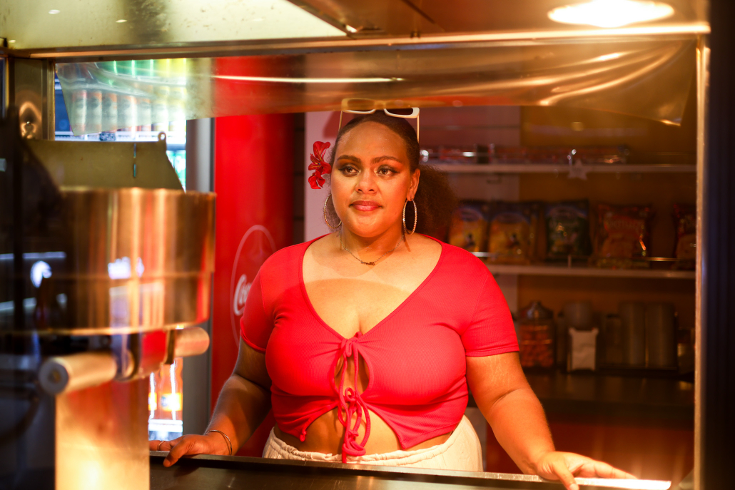 'yut rise up' spotlight on Vanuatu singer and songwriter, Shazza