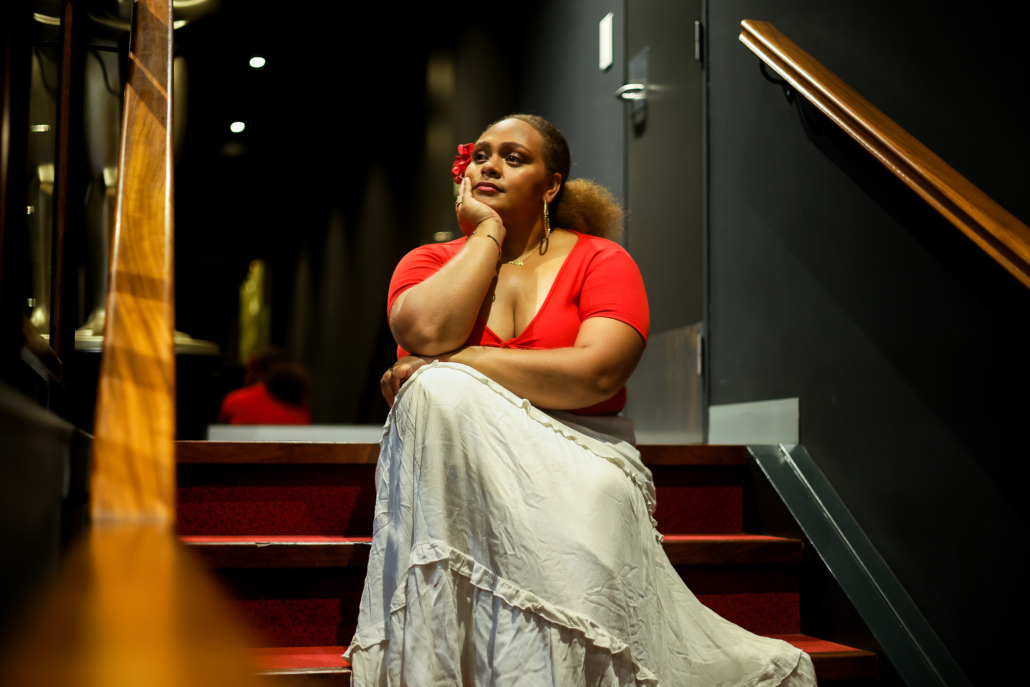 'yut rise up' spotlight on Vanuatu singer and songwriter, Shazza
