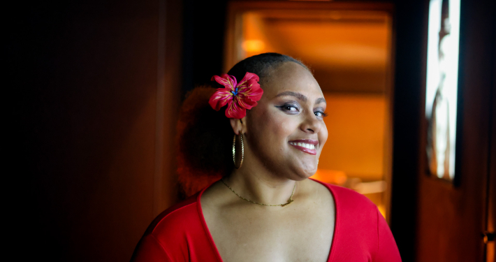 'yut rise up' spotlight on Vanuatu singer and songwriter, Shazza